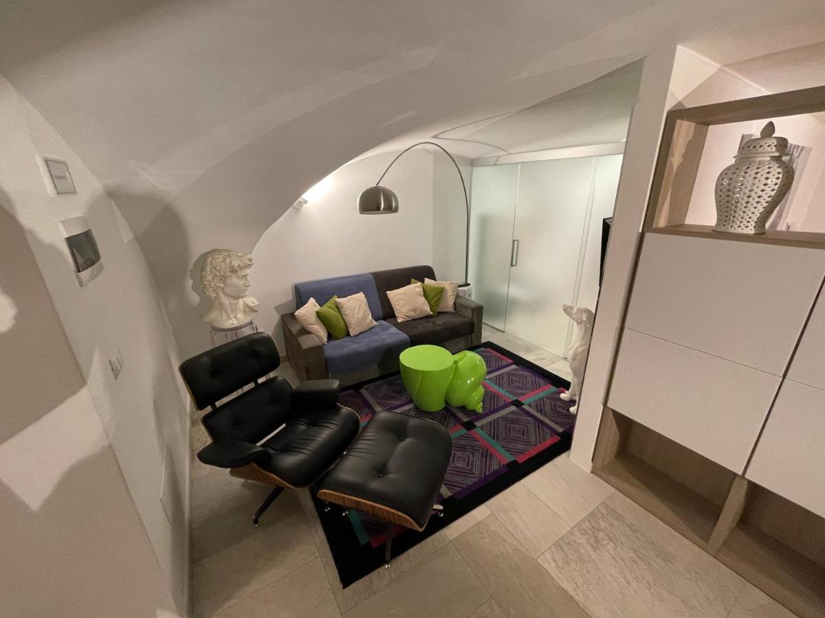 Appartamento Loft “Cinema Galleria” Bari Esterno foto