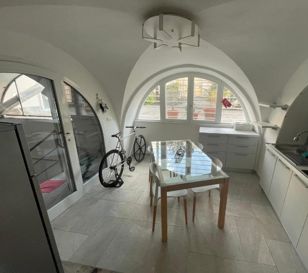 Appartamento Loft “Cinema Galleria” Bari Esterno foto
