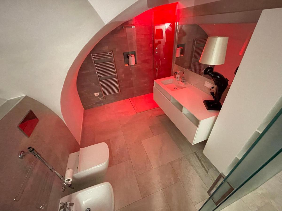 Appartamento Loft “Cinema Galleria” Bari Esterno foto
